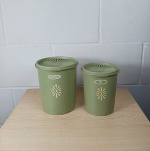Vintage Tupperware Nesting Canisters Avocado Green Atomic Burst Set of 2 w/Lids
